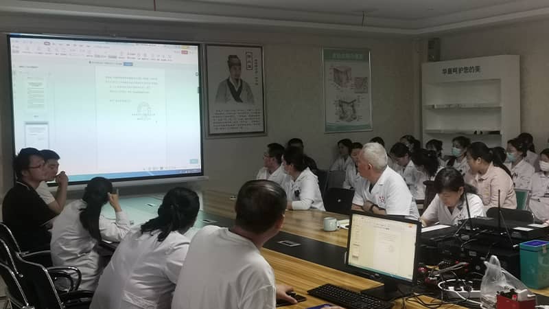 临泉华康皮肤病医院召开医疗机构消防安全培训会