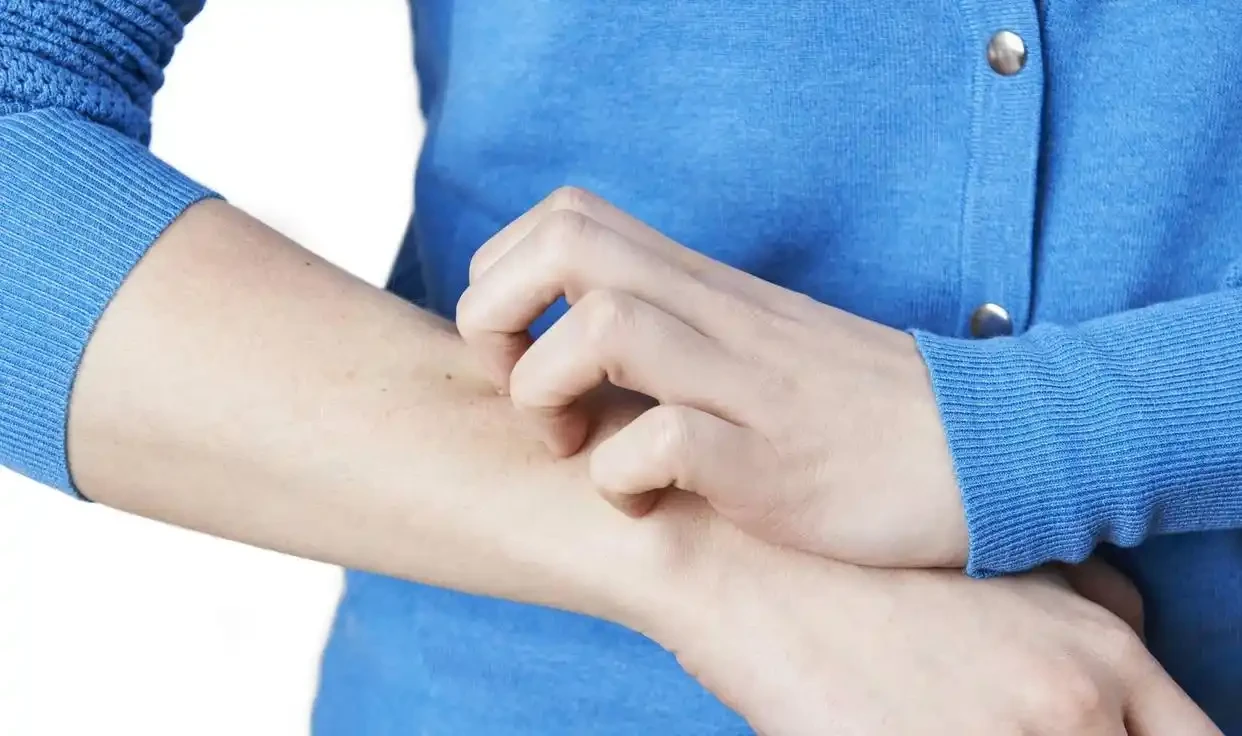 冬季皮肤瘙痒起疙瘩，到底是什么原因？